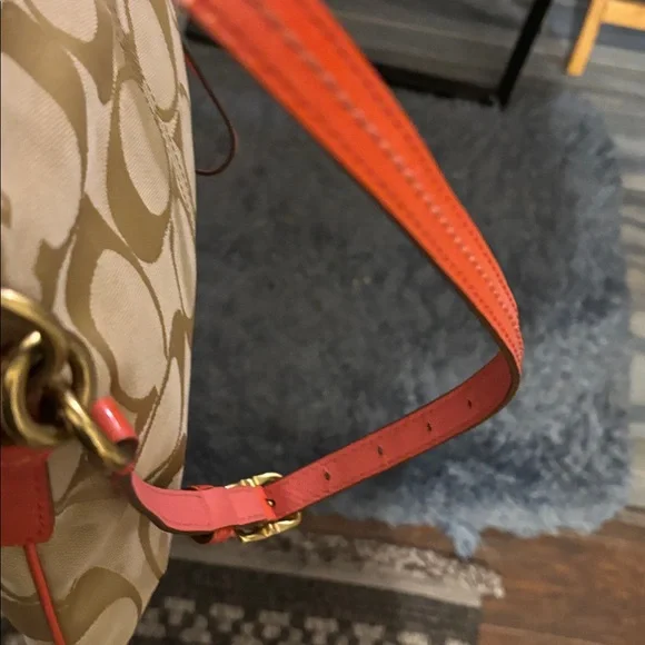 Stylish Gold and Pink Women's Bag/ Bundle of two - Picture 14 of 15